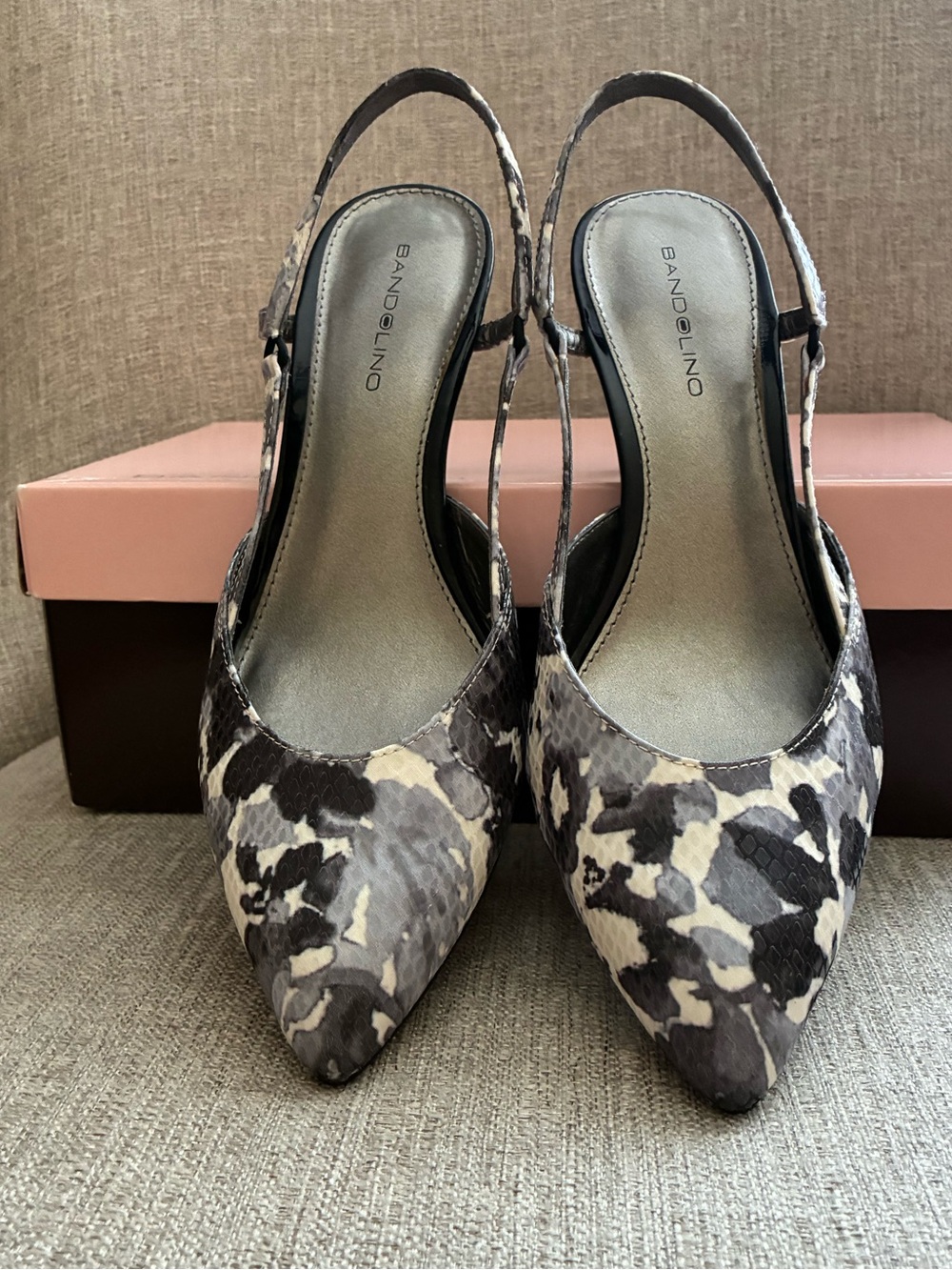 Bandolino Black White Gray Patterned Pointed Slingback Pumps - Picture 5 of 10